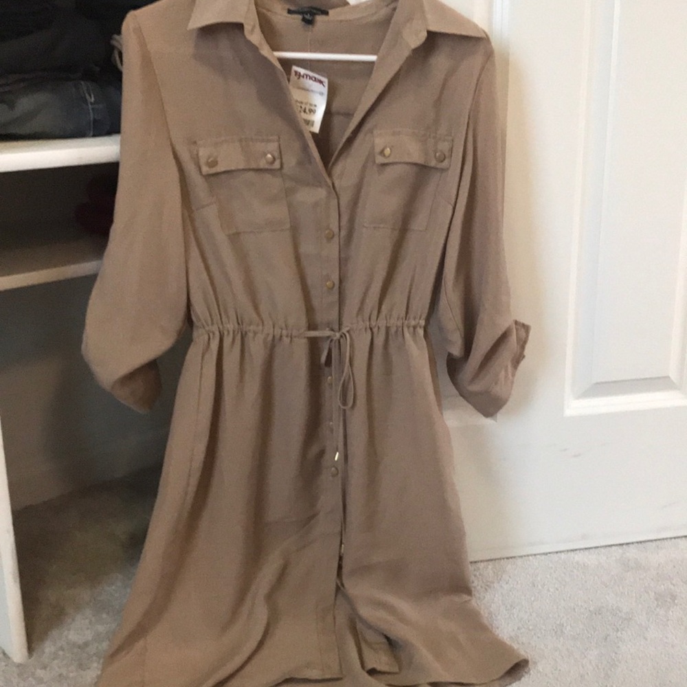 Really cute dress!!!